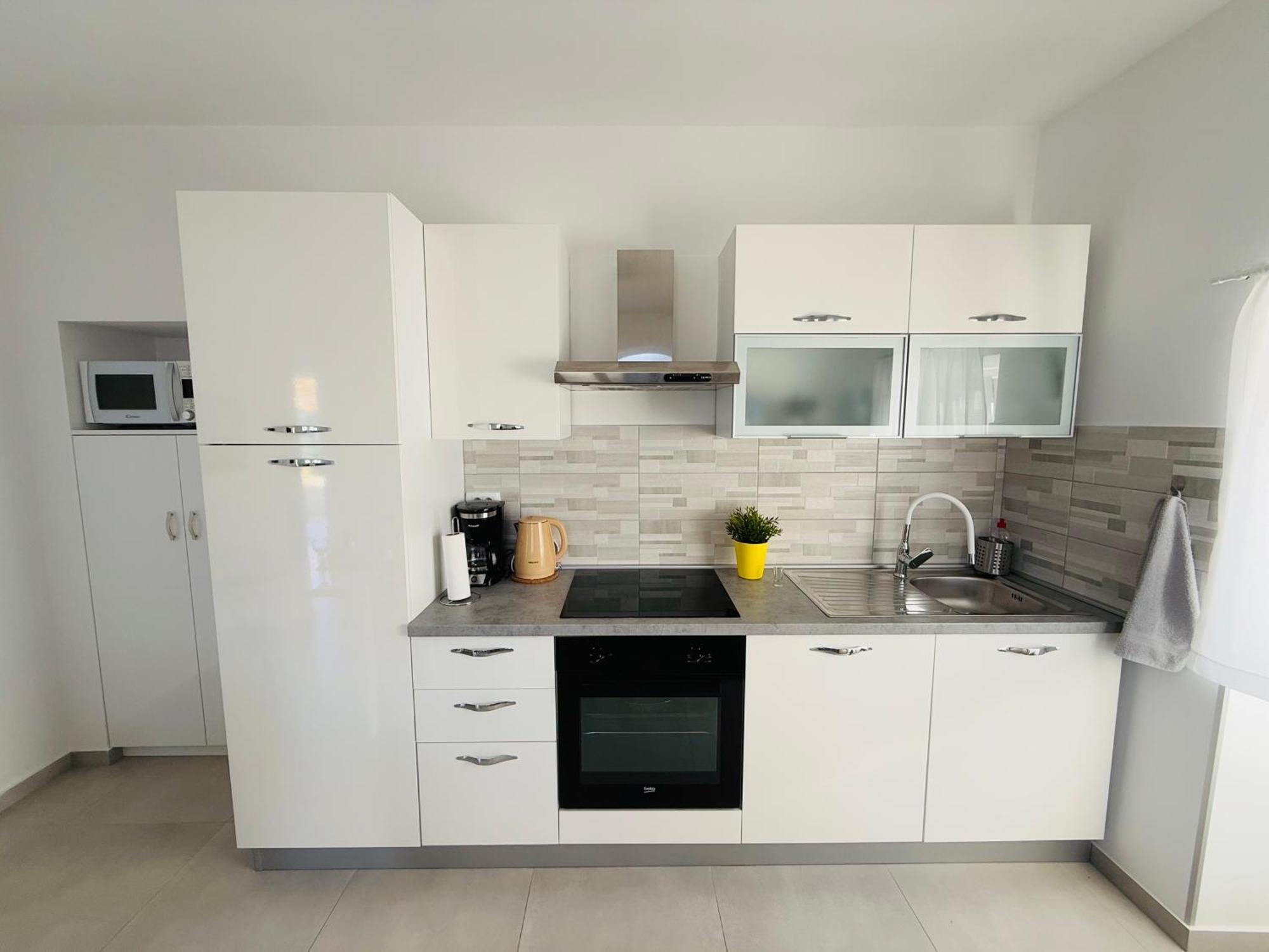 Apartment Erika - For 2 Near The Beach พูลา ภายนอก รูปภาพ